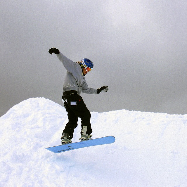 snowboarder 55099 640